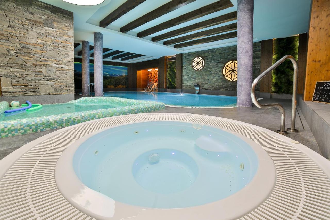 זאבוייה Hotel&Spa Jawor מראה חיצוני תמונה