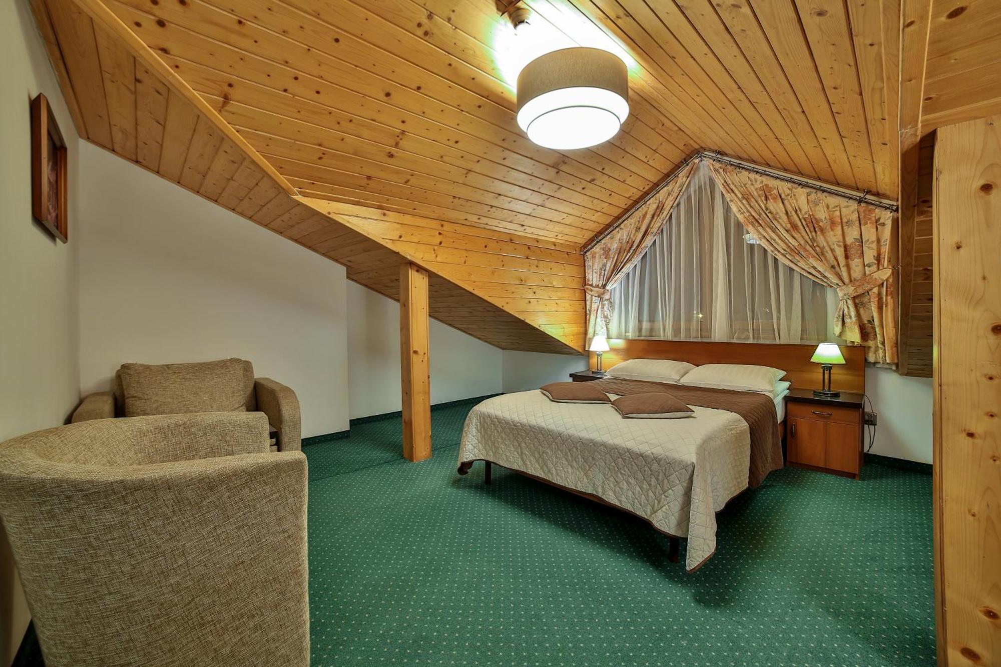 זאבוייה Hotel&Spa Jawor מראה חיצוני תמונה